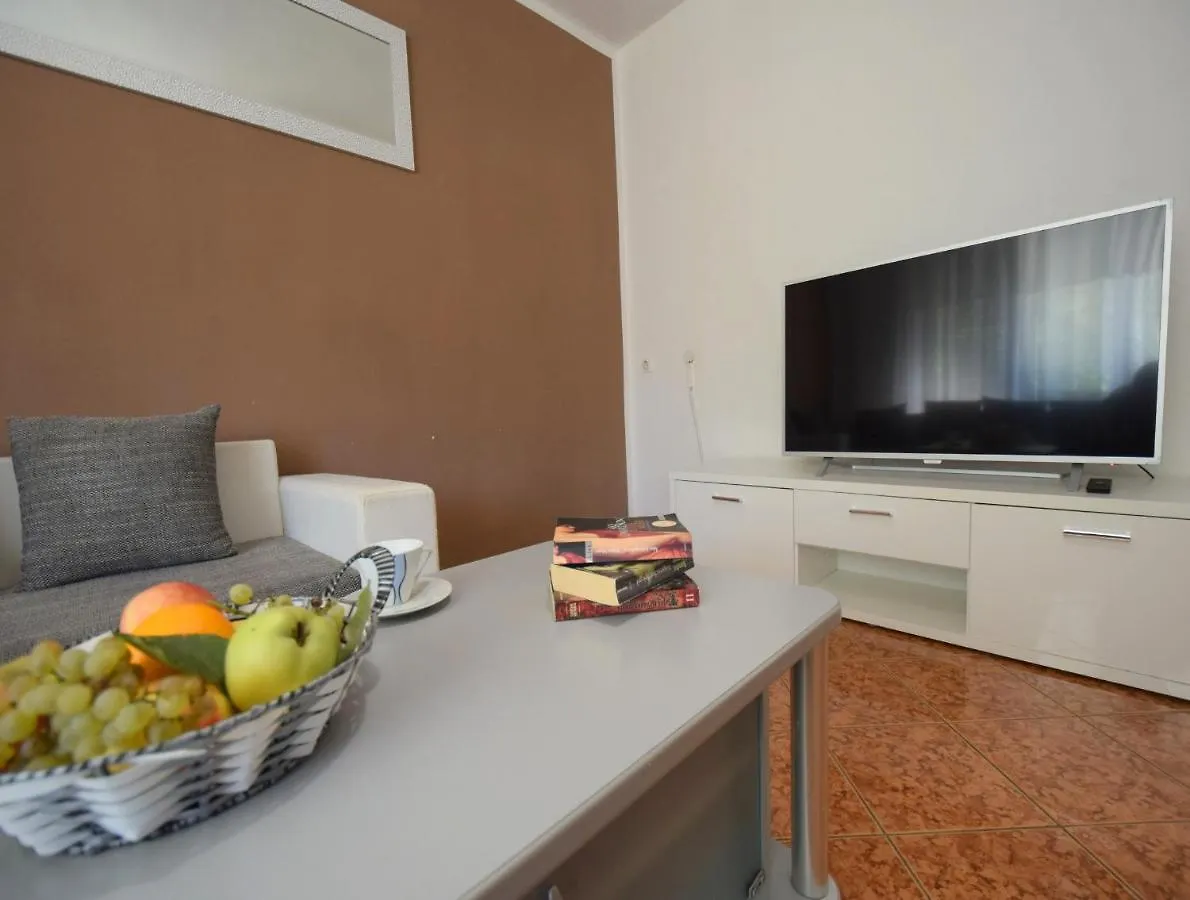Casa de hóspedes Apartments Blazevic Omišalj